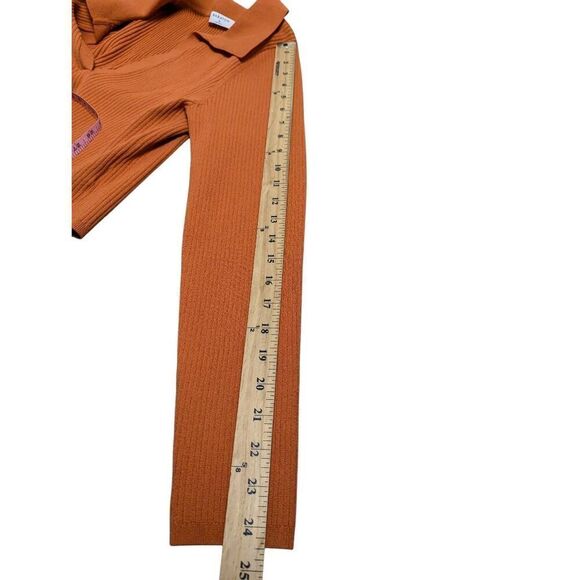 Aritzia Babaton knit burnt orange top XL - Picture 3 of 7